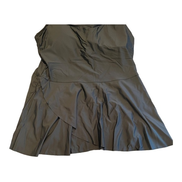 ATHENA Women's Standard Ruffle Waist Swimsuit Tankini Top - Picture 6 of 12